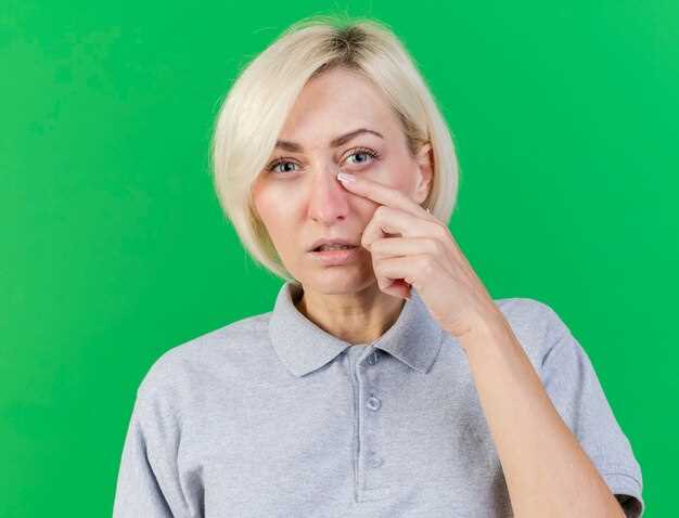 Глаз чешется – что делать, причины и способы устранения