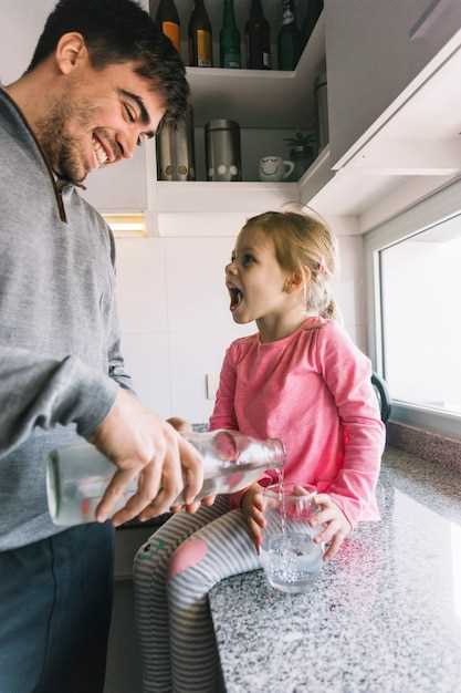 Как приучить ребенка пить воду: советы для заботливых родителей