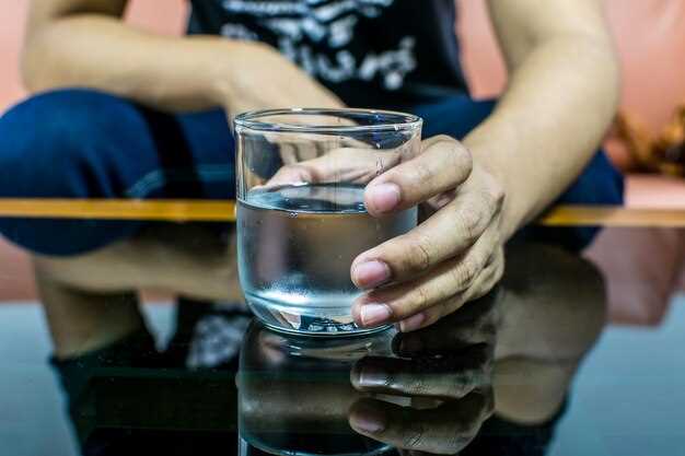 Оптимальный режим питья: сколько и когда пить воду